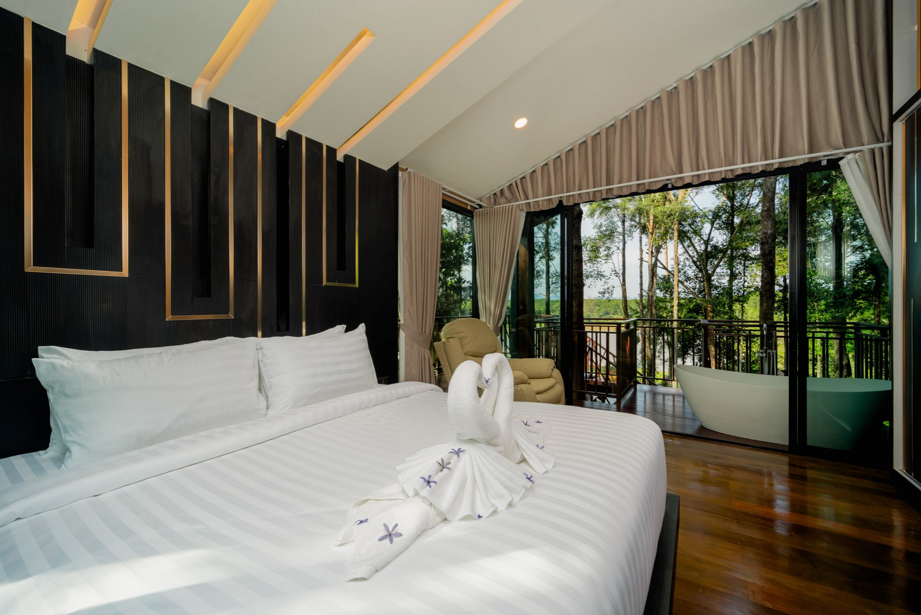 Suite Balcony