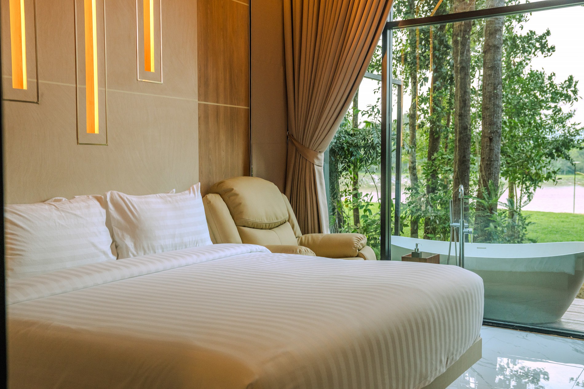 Deluxe Balcony